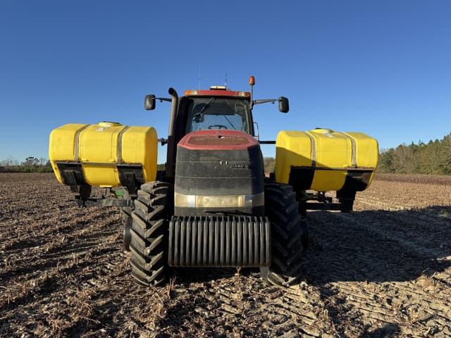 Image of Case IH Magnum 260 equipment image 3