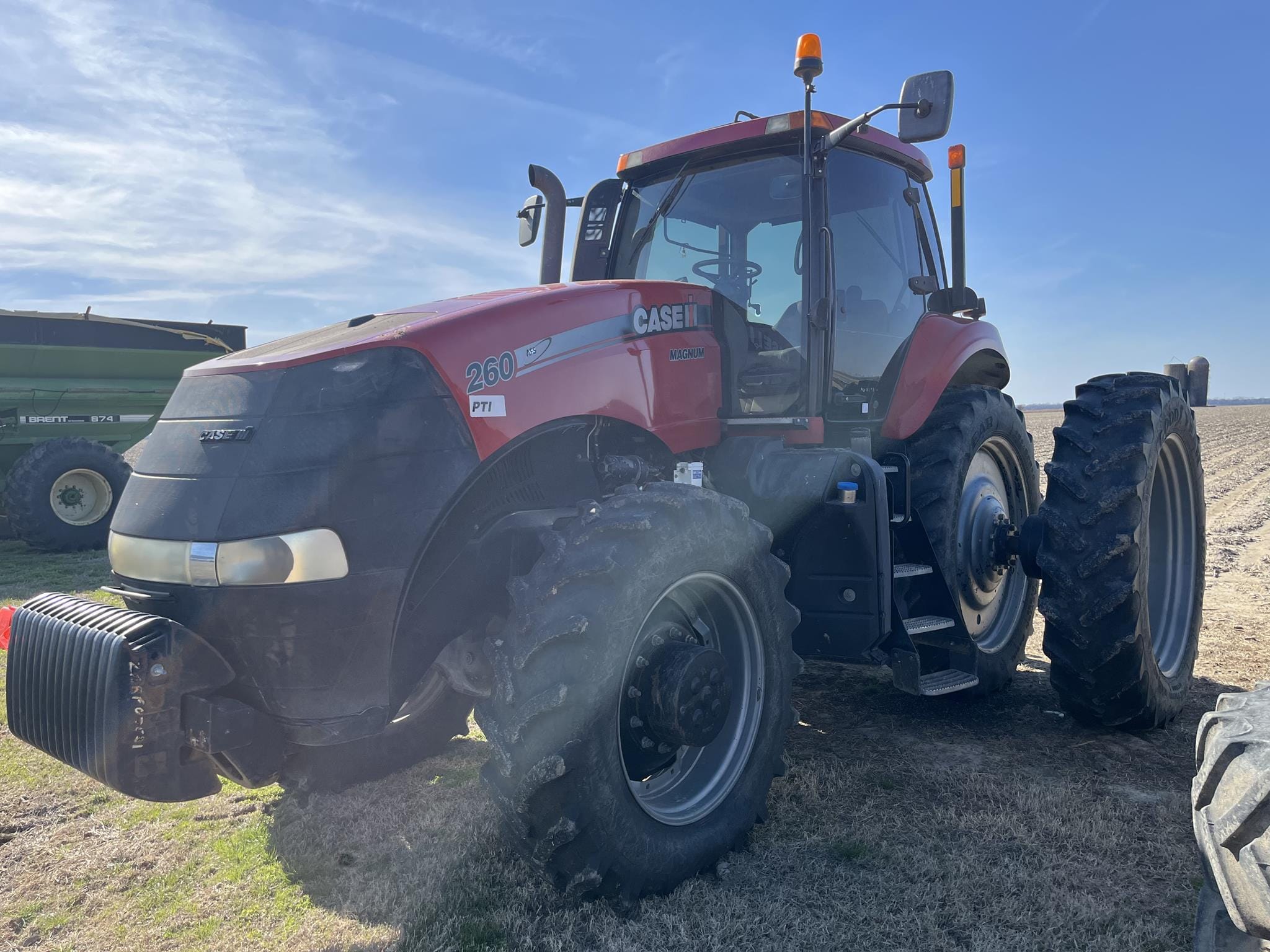 2012 Case IH Magnum 260 Equipment Image0