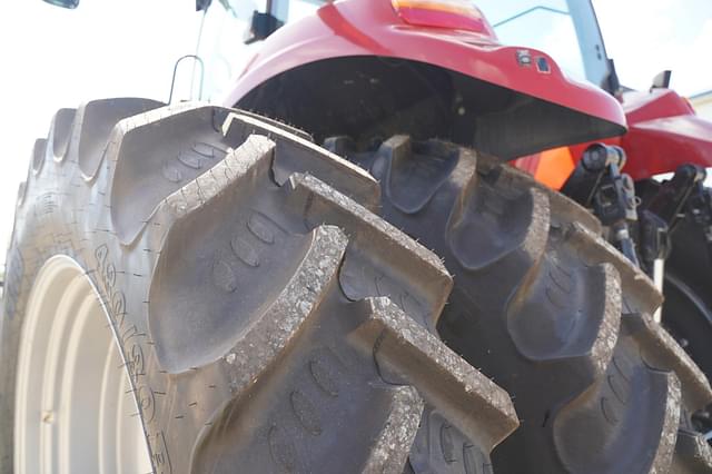 Image of Case IH Magnum 290 equipment image 4