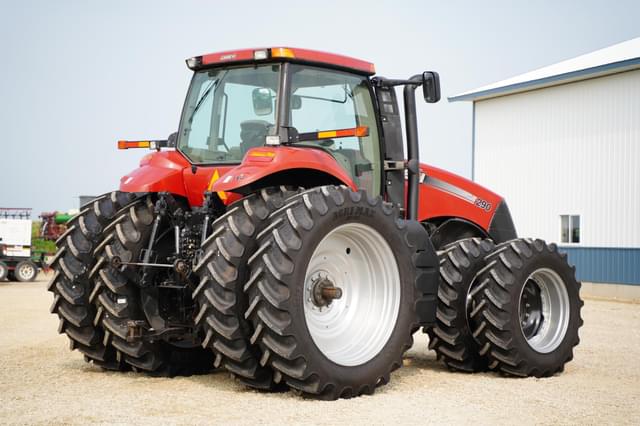 Image of Case IH Magnum 290 equipment image 4