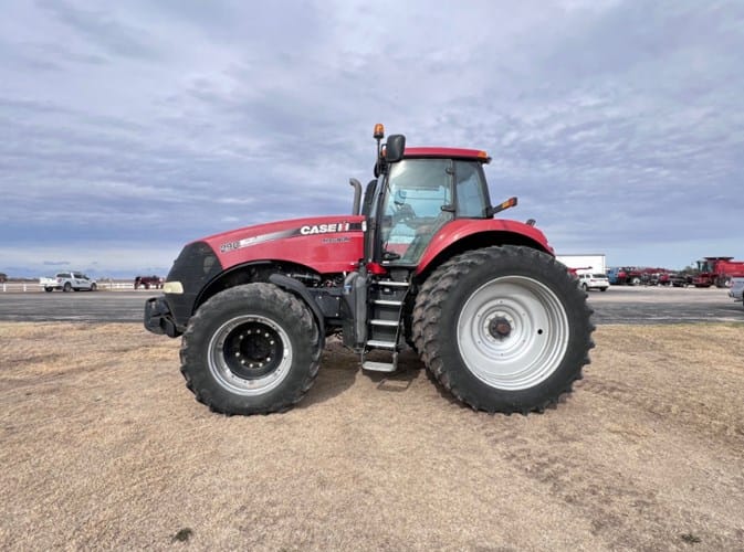 2012 Case IH Magnum 290 Equipment Image0