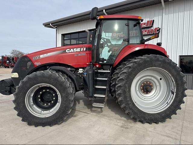 Image of Case IH Magnum 315 equipment image 3