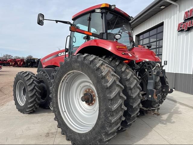 Image of Case IH Magnum 315 equipment image 4