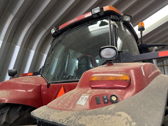 Image of Case IH Magnum 315 equipment image 4