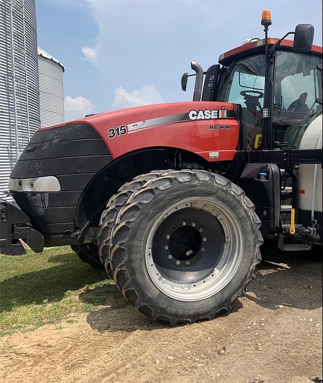 Image of Case IH Magnum 315 equipment image 4