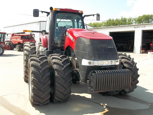 Image of Case IH Magnum 315 equipment image 2