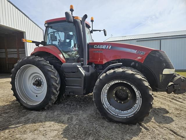 Image of Case IH Magnum 315 equipment image 4