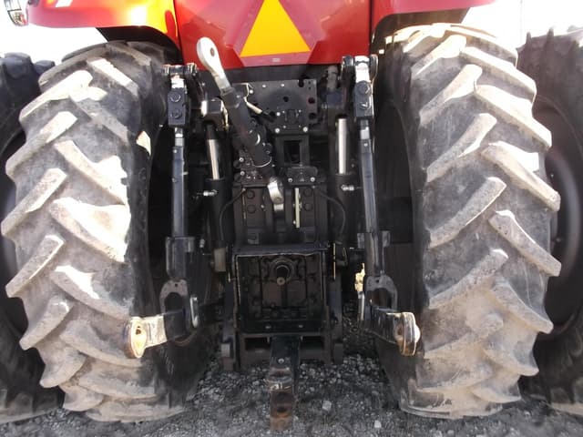 Image of Case IH Magnum 315 equipment image 4