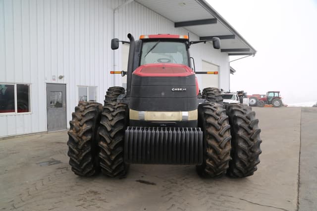 Image of Case IH Magnum 315 equipment image 4