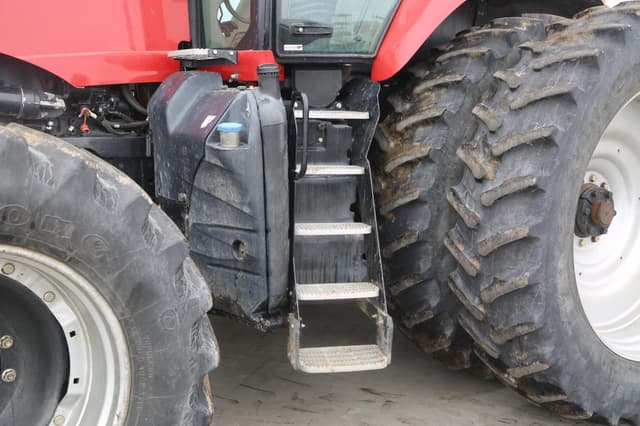 Image of Case IH Magnum 315 equipment image 1