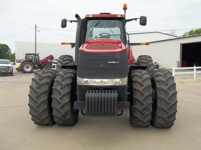 Image of Case IH Magnum 340 equipment image 2