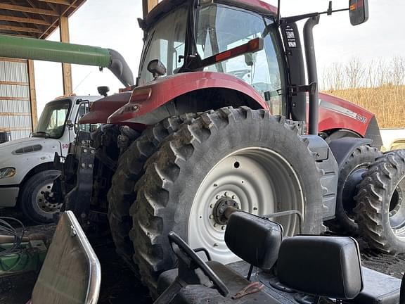 Image of Case IH Magnum 340 equipment image 2