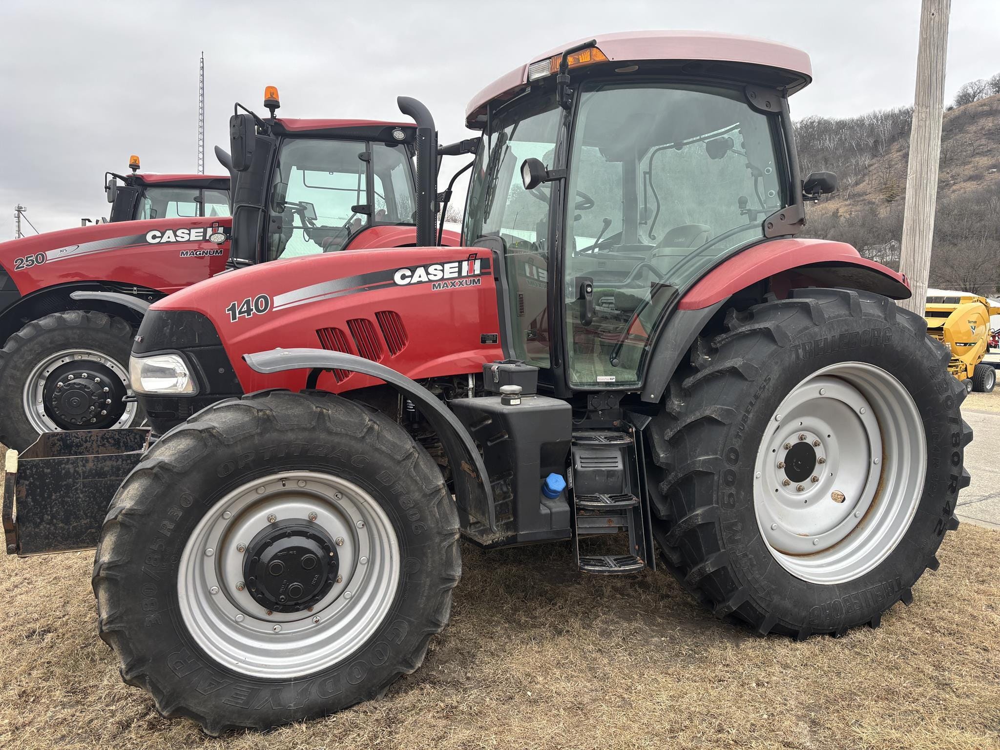 Main image Case IH Maxxum 140