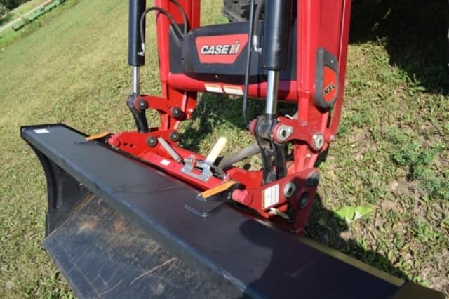Image of Case IH Maxxum 140 equipment image 2
