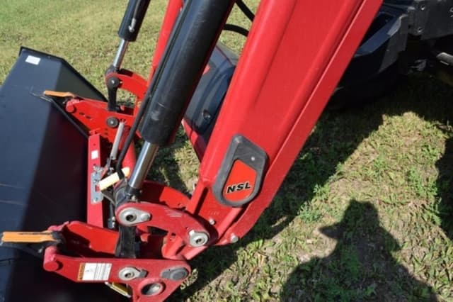 Image of Case IH Maxxum 140 equipment image 3