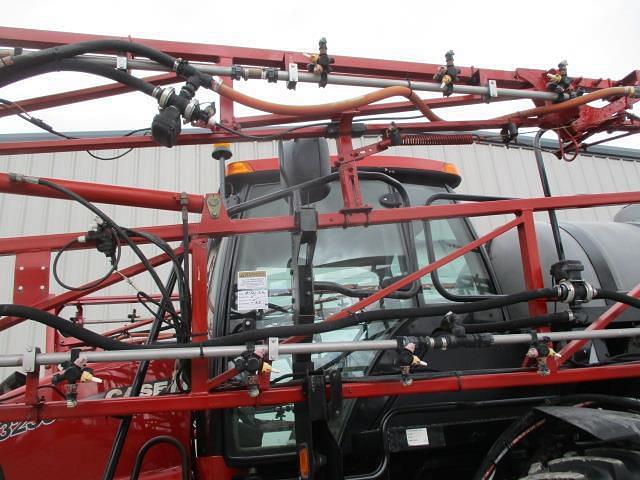 Main image Case IH 3230 Patriot 24