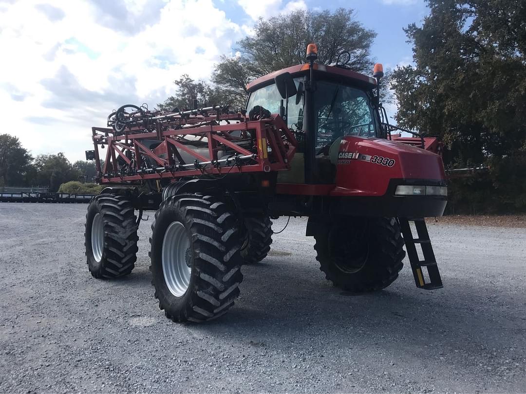 Image of Case IH 3330 Patriot Primary image