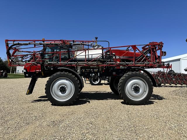 Image of Case IH 3330 Patriot equipment image 1