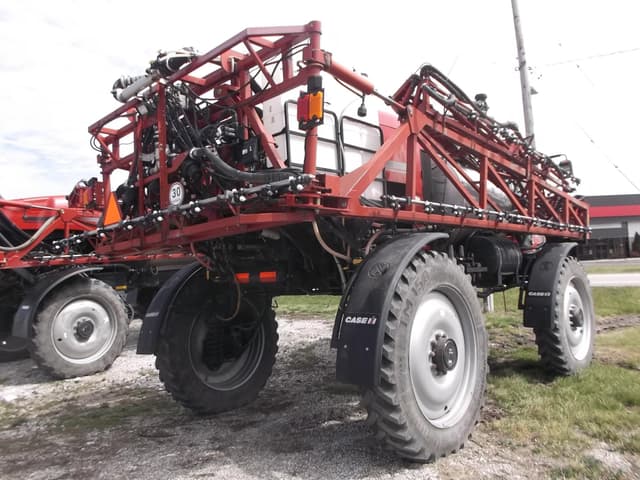 Image of Case IH Patriot 4430 equipment image 3