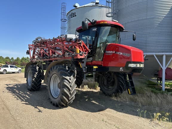 Image of Case IH Patriot 4430 equipment image 2