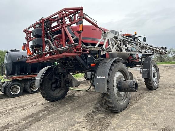 Image of Case IH Patriot 4430 equipment image 2