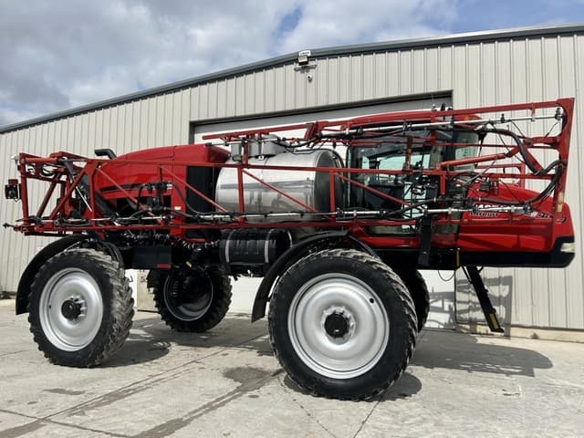 Image of Case IH Patriot 4430 equipment image 1