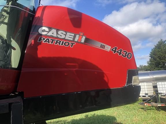 Image of Case IH Patriot 4430 equipment image 4