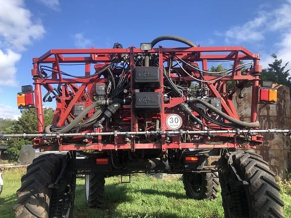 Image of Case IH Patriot 4430 equipment image 3