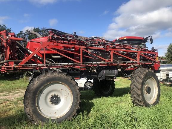 Image of Case IH Patriot 4430 equipment image 1