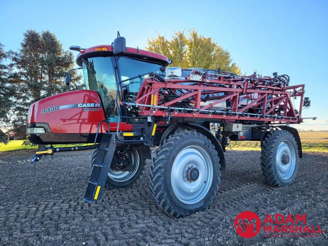 Image of Case IH Patriot 4430 equipment image 4