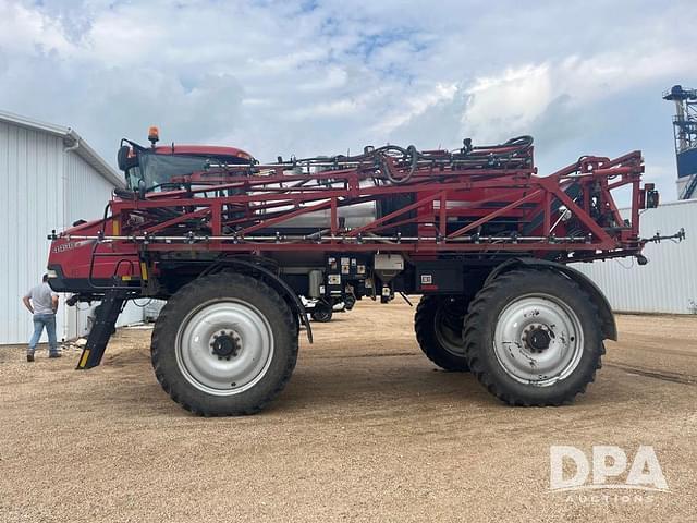 Image of Case IH Patriot 4430 equipment image 3