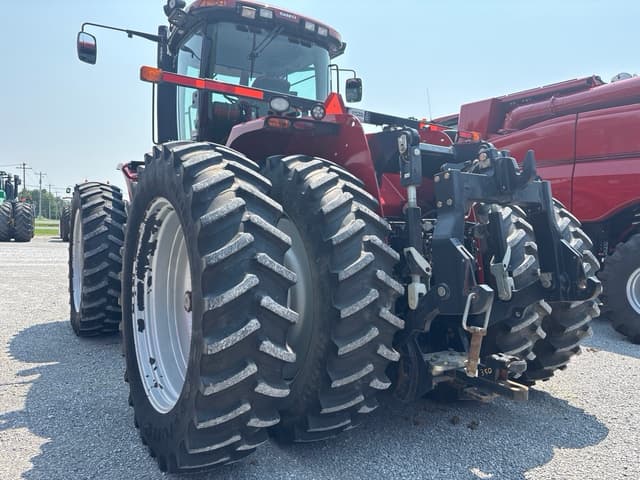 Image of Case IH Steiger 350 equipment image 4