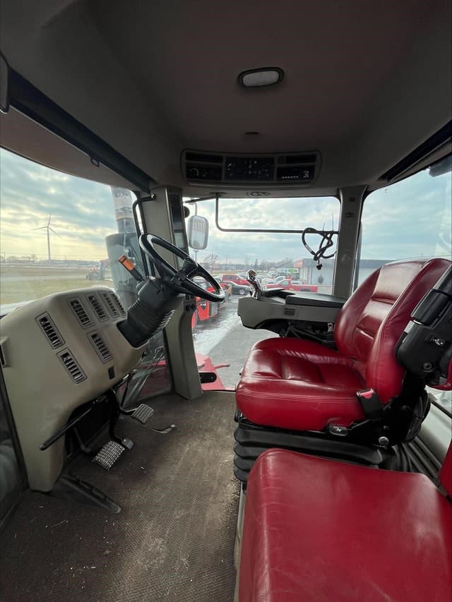 Image of Case IH Steiger 350 equipment image 1