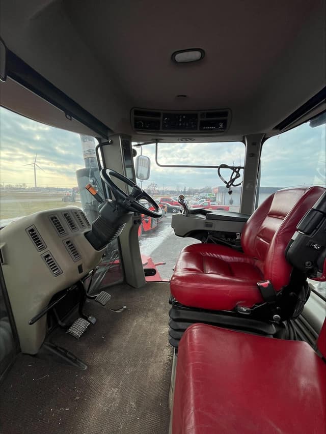 Image of Case IH Steiger 350 equipment image 1