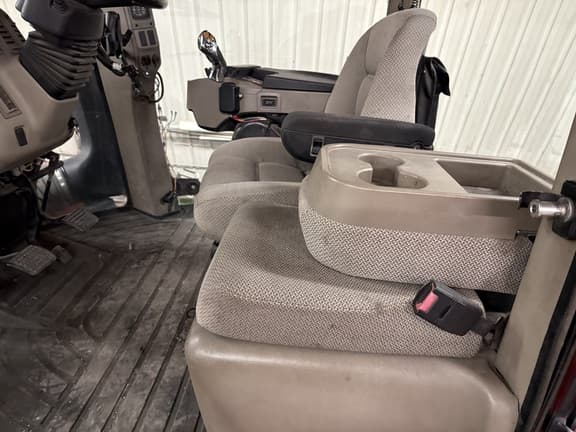 Image of Case IH Steiger 550 Quadtrac equipment image 4