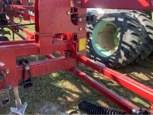Image of Case IH Tigermate 200 equipment image 2
