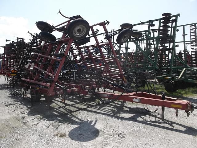 Image of Case IH Tigermate 200 equipment image 2