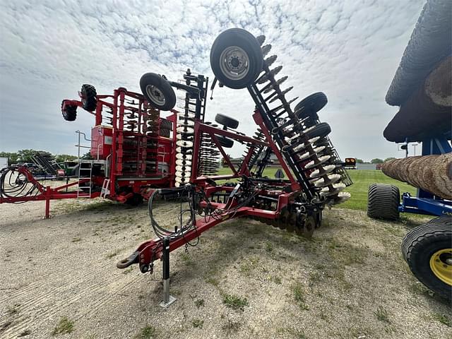 Image of Case IH 330 Turbo Till equipment image 4