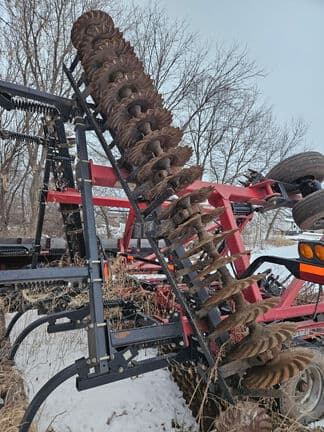 Image of Case IH 330 Turbo Till equipment image 3