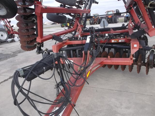 Image of Case IH 330 Turbo Till equipment image 2
