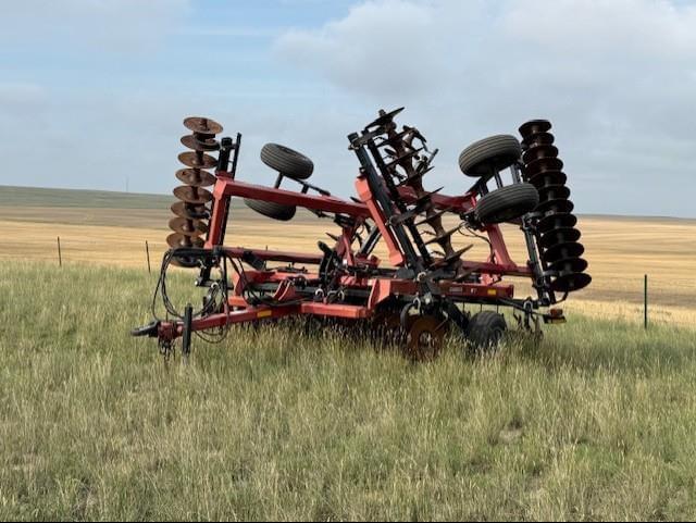 Image of Case IH 375 equipment image 2