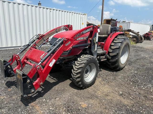 Image of Case IH Farmall 50B equipment image 1