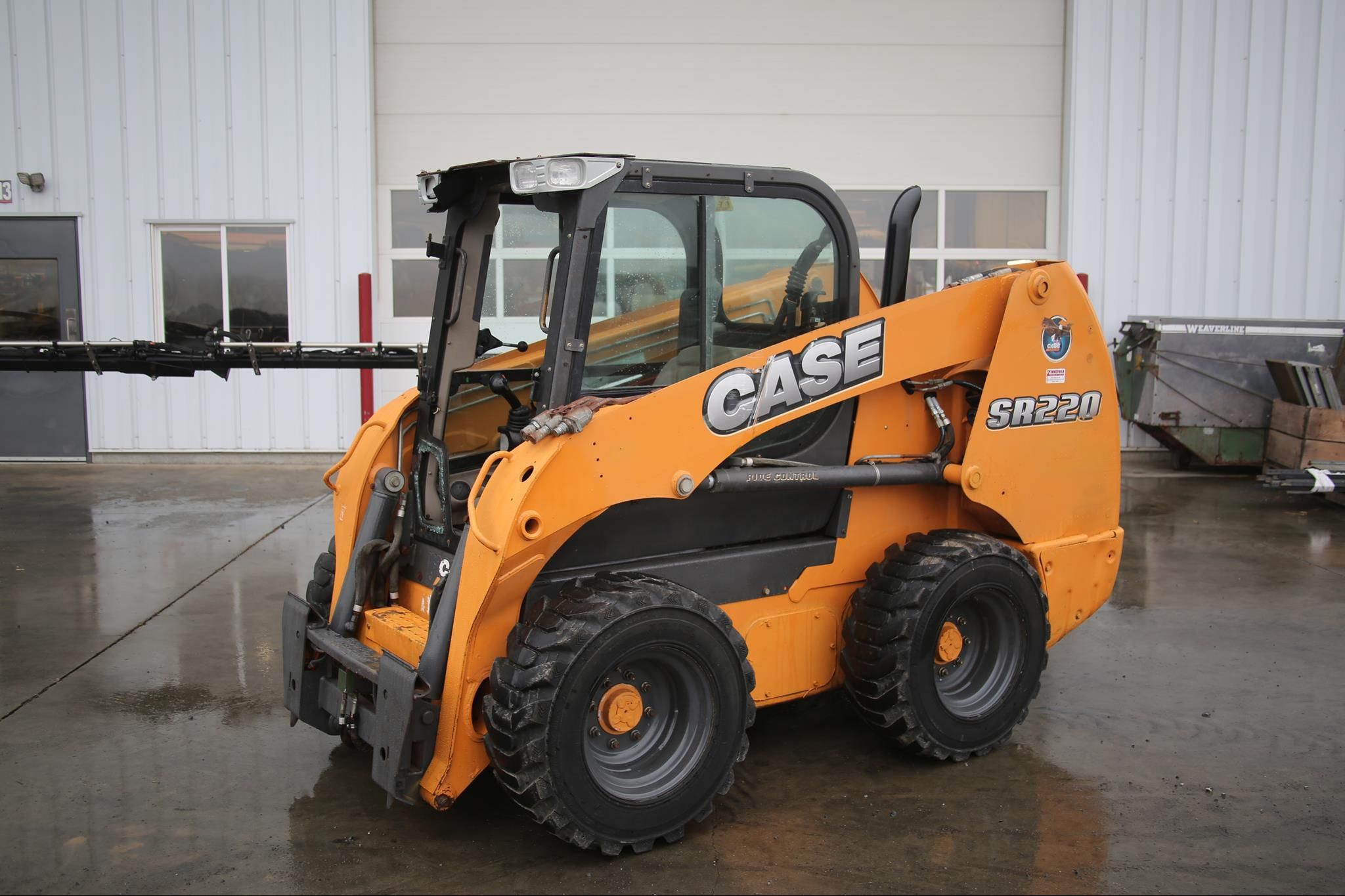 2012 Case SR220 Equipment Image0