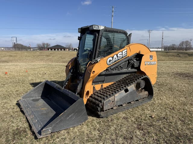 Image of Case TV380 equipment image 1