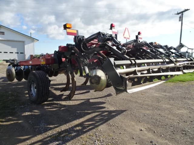 Image of Case IH Ecolo-Tiger 870 equipment image 4