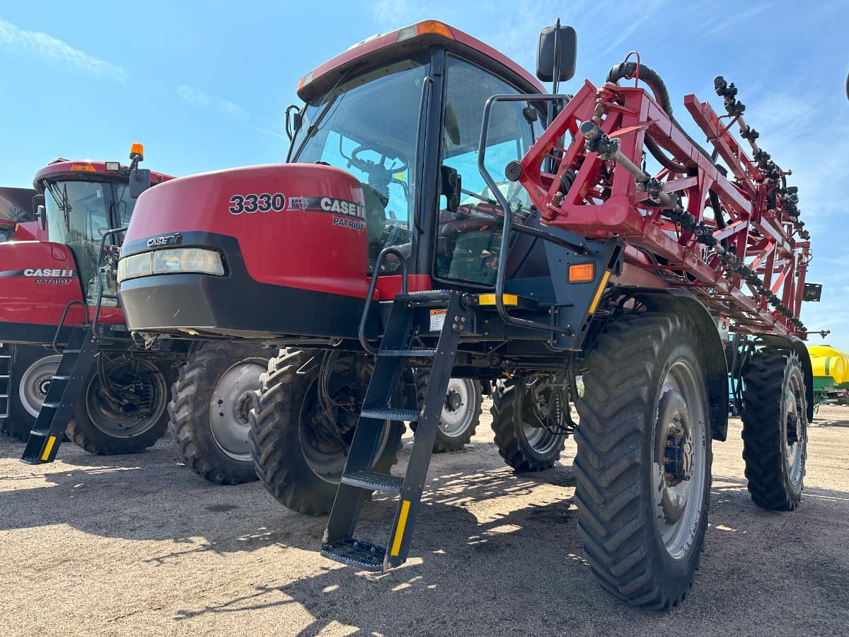 2012 Case IH 3330 Patriot Equipment Image0