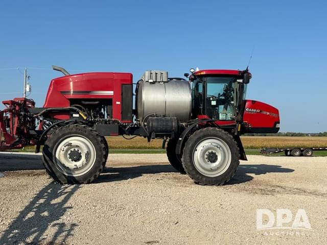 Image of Case IH Patriot 4430 equipment image 1