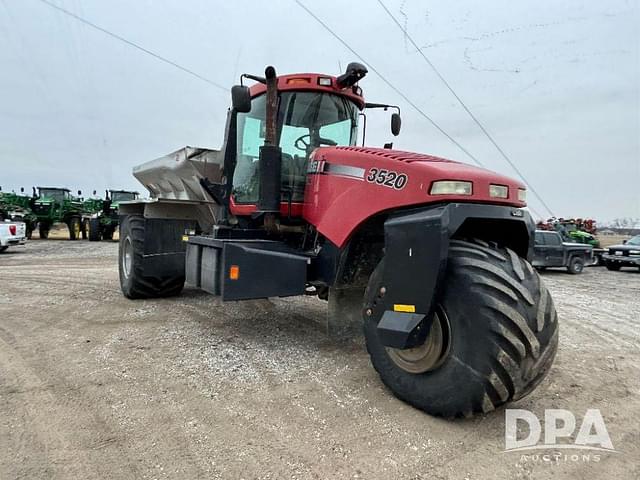 Image of Case IH Titan 3520 equipment image 4