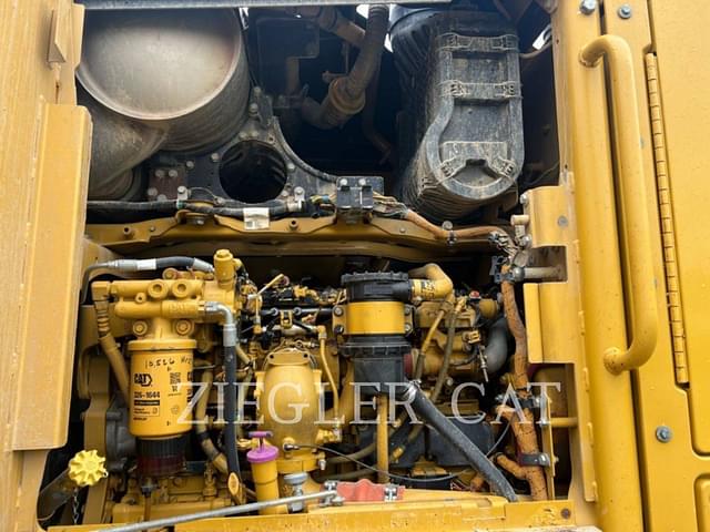 Image of Caterpillar 140M2AWD equipment image 3