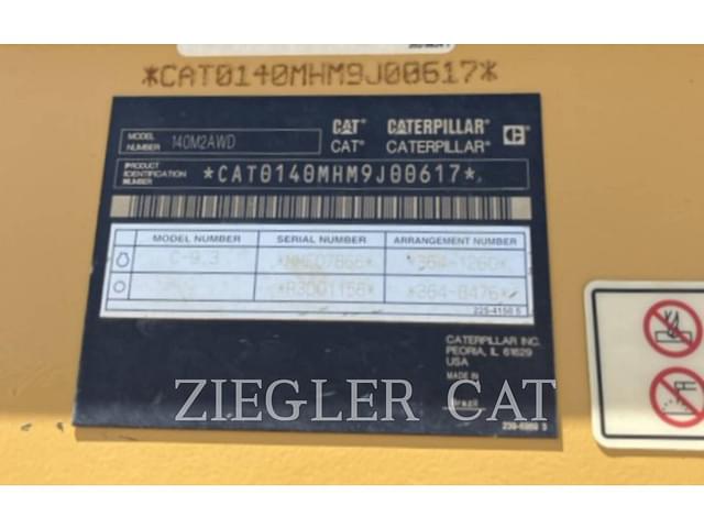 Image of Caterpillar 140M2AWD equipment image 2